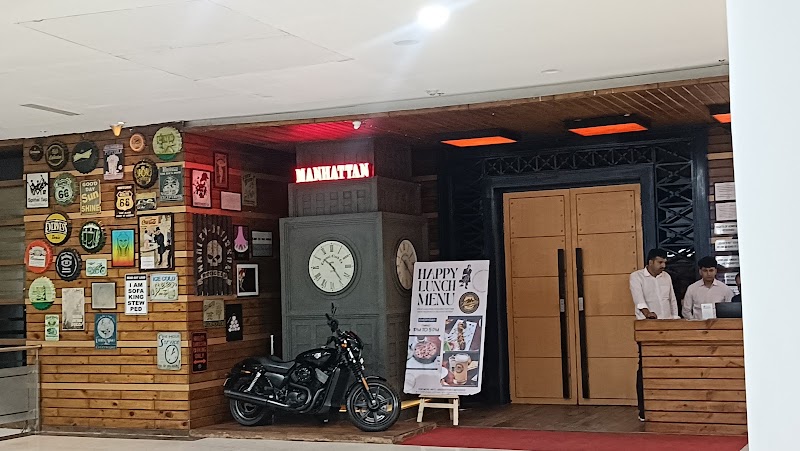 Manhattan Bar & Brewery - Manhattan Bar & Brewery 1st Floor Global Foyer Mall Unit 001, Golf Course Rd, Sector 43, Gurugram, Haryana 122009, India