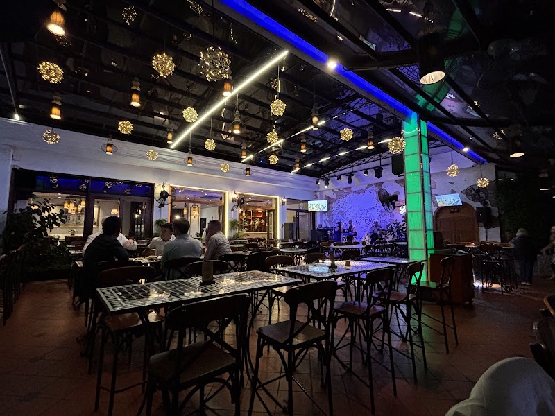 M Bar - Hotel Majestic Saigon - M Bar - Hotel Majestic Saigon, Vietnam, Hồ Chí Minh, Sài Gòn, Đồng Khởi, 3 - 5