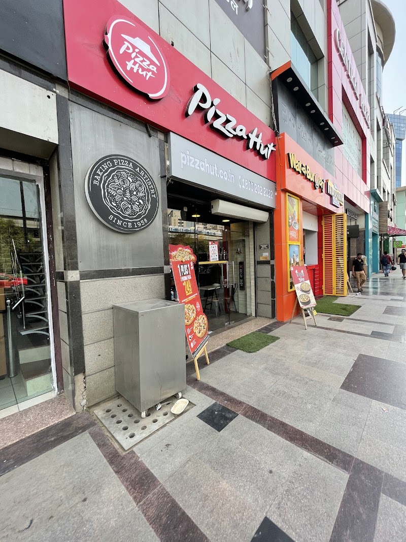 Pizza Hut | Central Plaza Mall