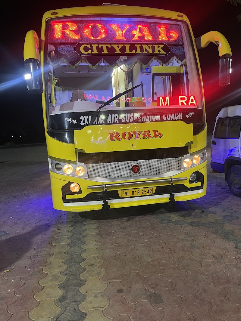 Royal Travels / New Royal Travels – ISBT G21 Booking Office - Royal Travels / New Royal Travels – ISBT G21 Booking Office, Shop No. G-21, Terminal ( I S B T, Inter State Bus Stand, Ravanbhatha, Bhatagaon, Raipur, Chhattisgarh 492001, India