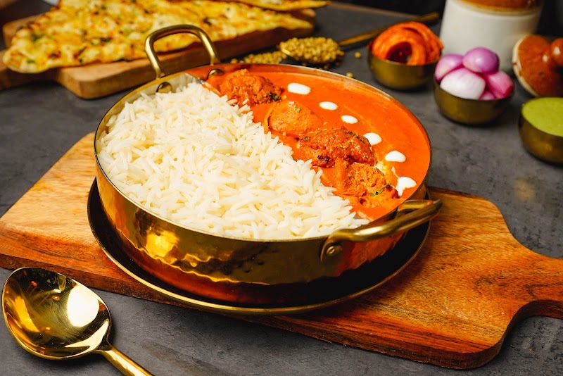 Manjeet Restaurant {Noida sec 76} - Manjeet Restaurant {Noida sec 76} Shop No 4, G/F, Street 76, Amarpali Silicon City, Sector 76, Noida, Uttar Pradesh 201304, India