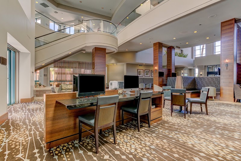 Hilton Phoenix Airport - Hilton Phoenix Airport, 2435 S 47th St, Phoenix, AZ 85034, USA