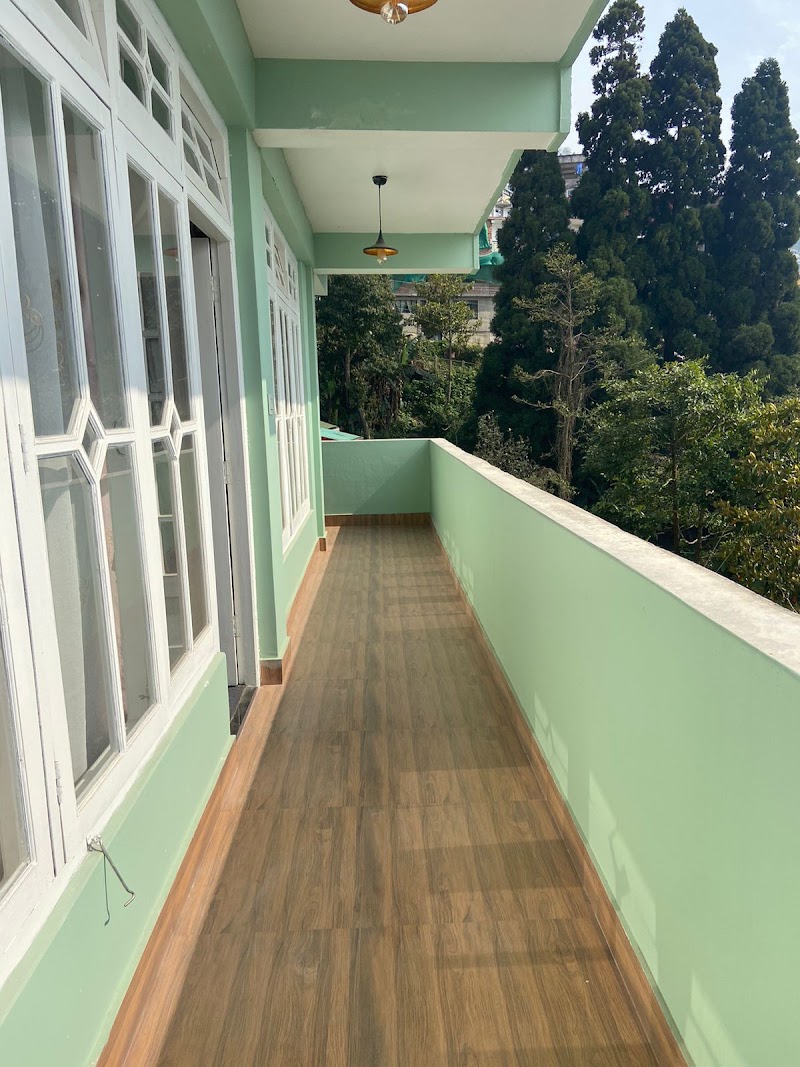 Romalaya - A family run BnB in Darjeeling - Romalaya - A family run BnB in Darjeeling Roma Niwas, 7'Oakes, Rose Bank, Udai Chand Rd, Rajbari, Darjeeling, West Bengal 734101, India