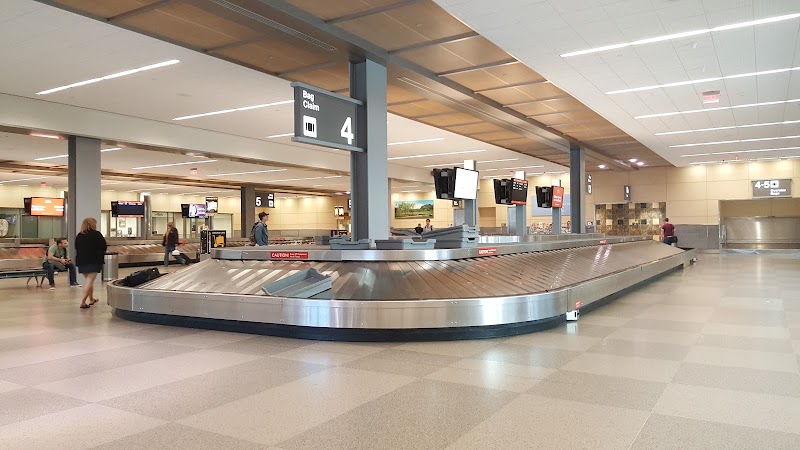Raleigh-Durham International Airport - Raleigh-Durham International Airport, 2400 John Brantley Blvd, Morrisville, NC 27560, USA