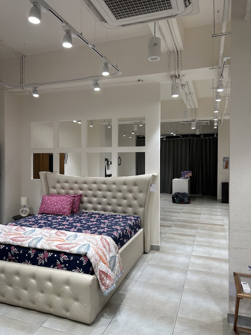Wakefit - Furniture Store in VIP Chowk - Wakefit - Furniture Store in VIP Chowk, No. 580/19, Aroma tower, VIP Chowk, office No. 64, Post, Telibandha, Raipur, Chhattisgarh 492001, India