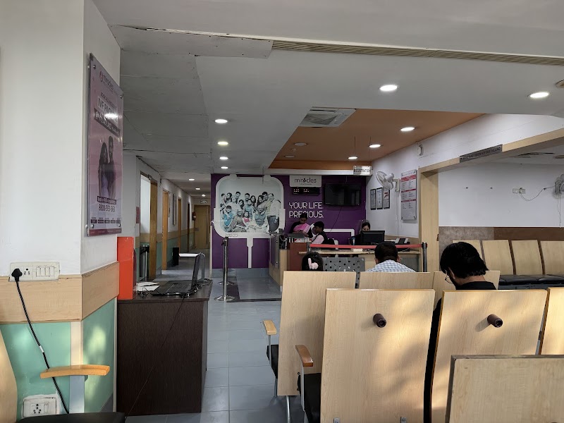 Miracles Apollo Cradle Hospital - Miracles Apollo Cradle Hospital Sector 14, 1, 2 & 3, Delhi Rd, Sector 14, Gurugram, Haryana 122007, India