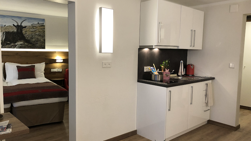 Hotel Butterfly - Hotel Butterfly Bodmenstrasse 21, 3920 Zermatt, Switzerland