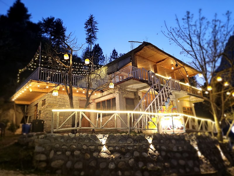The Cozy Monks- Tirthan Valley