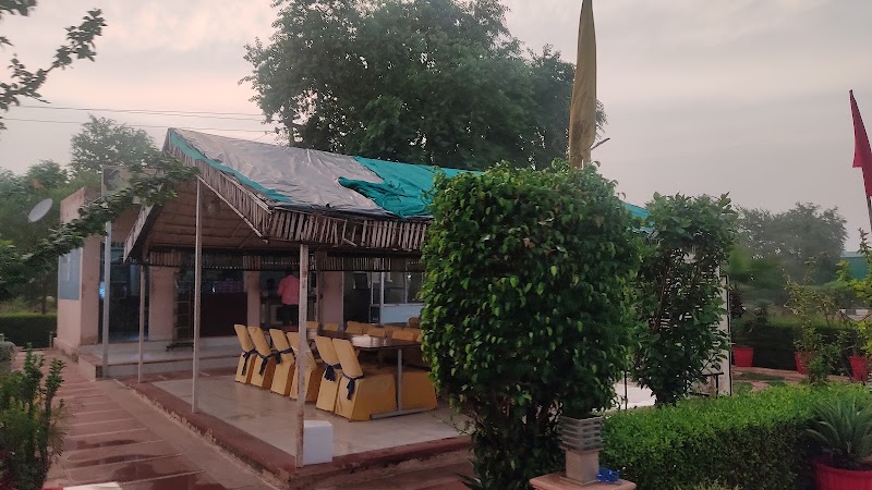 R.K.DHANI RESTAURANT - R.K.DHANI RESTAURANT N.H.21 JAIPUR AGRA ROAD KHEDLA, BALAJI, Mehandipur, Peelori, Rajasthan 303313, India