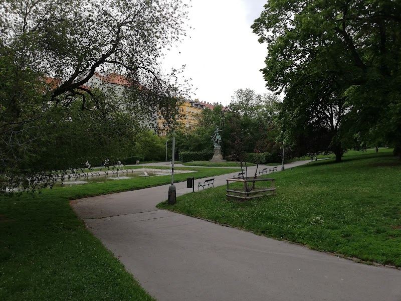 Sady Svatopluka Čecha - Sady Svatopluka Čecha Vinohrady, 120 00 Praha 2, Czechia