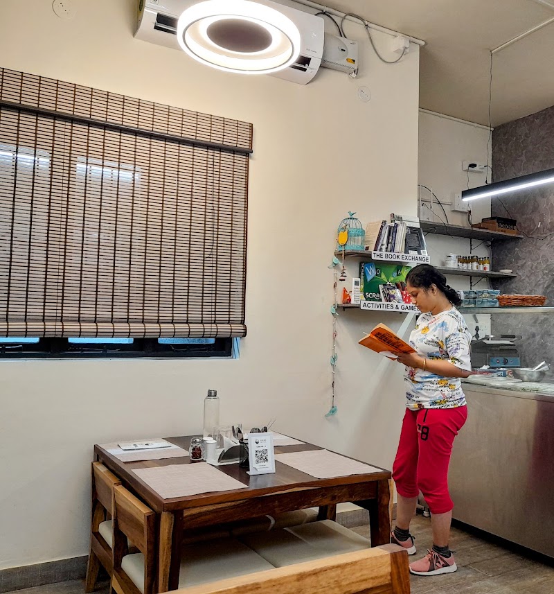 Salad Matters - Salad Matters Landmark:, small street, B Block, 16th B Main Rd, next to Ooty Chocolates, KHB Colony, Koramangala 4-B Block, 5th Block, Koramangala, Bengaluru, Karnataka 560034, India