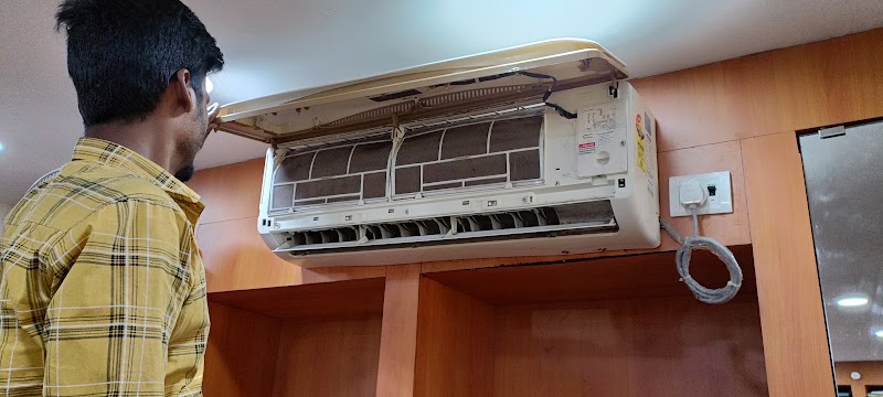 Raipur AC wala - Raipur AC wala, Jaistambh Chowk, Moudhapara, Raipur, Chhattisgarh 492001, India