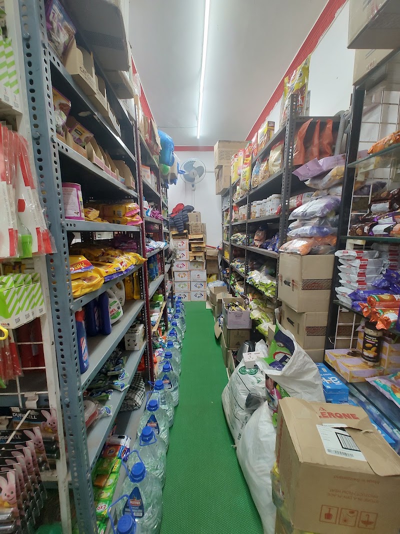 Street Way Mini Market - Street Way Mini Market, Shop No. 2, Arambol Beach Rd, Madhalawada, Pernem, Arambol, Goa 403524, India