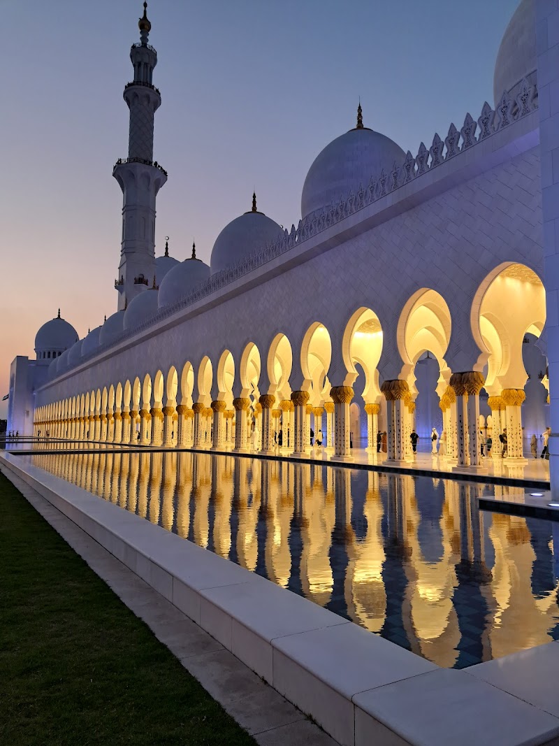 Sheikh Zayed Grand Mosque - Sheikh Zayed Grand Mosque Abu Dhabi - Al Rawdah - W54 - Abu Dhabi - United Arab Emirates