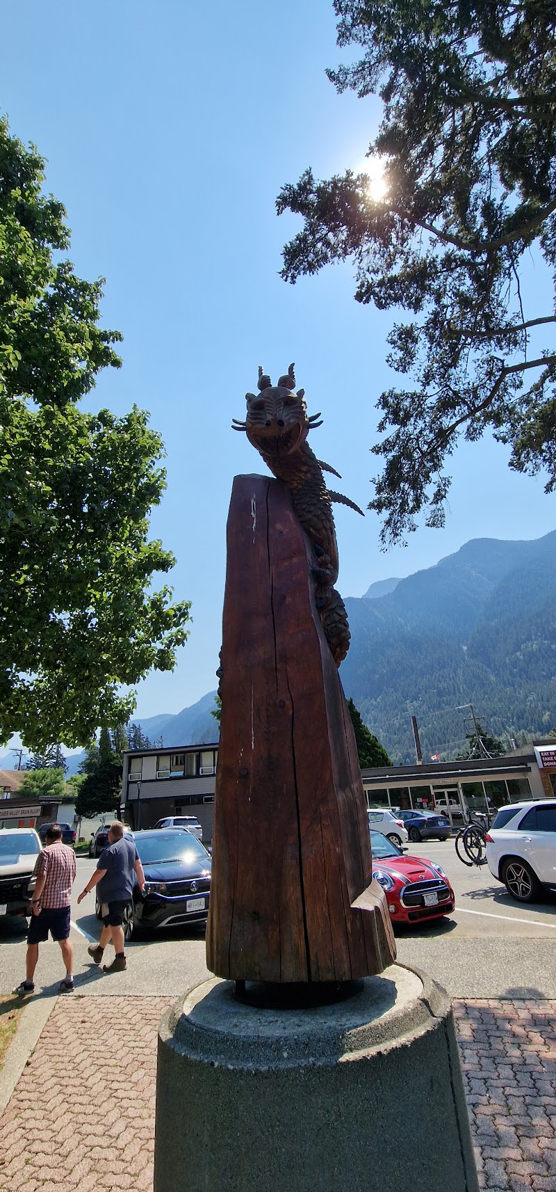 Chainsaw Carvings - Chainsaw Carvings 340b Wallace St, Hope, BC V0X 1L0, Canada