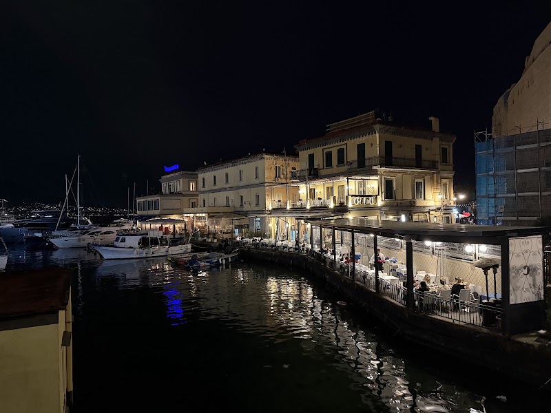 La Scialuppa Restaurant - La Scialuppa Restaurant, Piazzetta Marinari, 5, 80132 Napoli NA, Italy