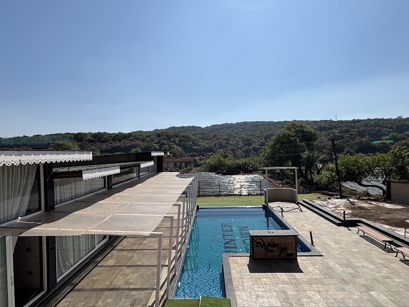 Treebo Winter Town Venna Lake With Swimming Pool - Treebo Winter Town Venna Lake With Swimming Pool Venna Lake, Panchgani - Mahabaleshwar Rd, near venna lake, Mahabaleshwar, Nakinda, Maharashtra 412806, India