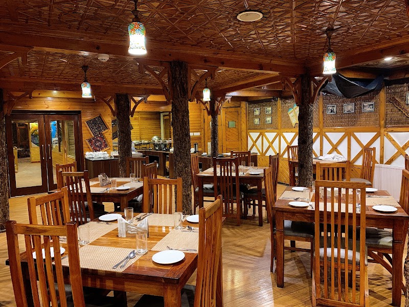 Hotel Heevan Retreat - Hotel Heevan Retreat Heevan Retreats Rd, Gulmarg, 193403