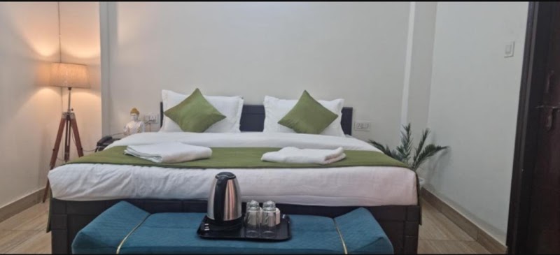 Hotel Foothill By Around Stays - Hotel Foothill By Around Stays Rd, near SBI Bank, near Ayur Park, Tapovan, Jonk, TapovanRishikesh, Uttarakhand 249192, India