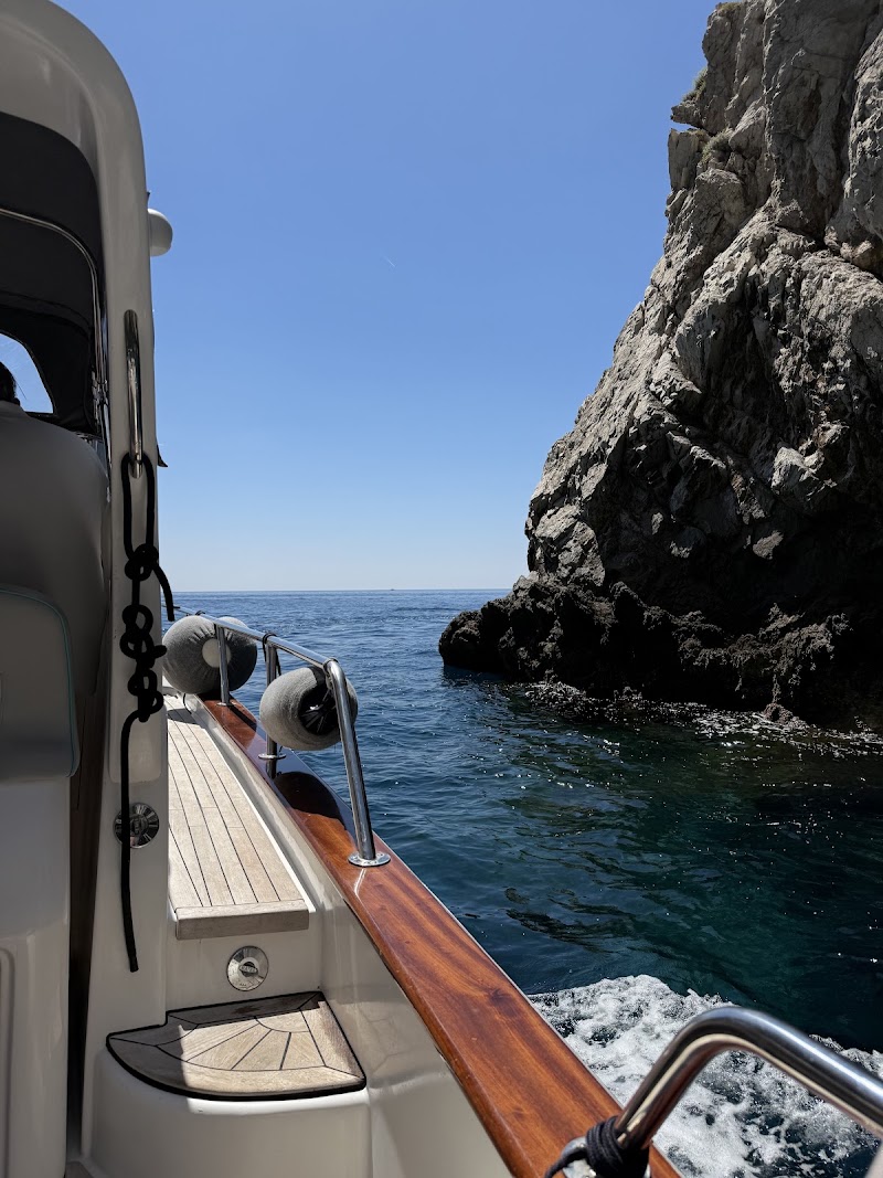 You Know! Sorrento - Amalfi coast - Capri - Ischia - You Know! Sorrento - Amalfi coast - Capri - Ischia Via Marina di Cassano, 19, 80063 Piano di Sorrento NA, Italy