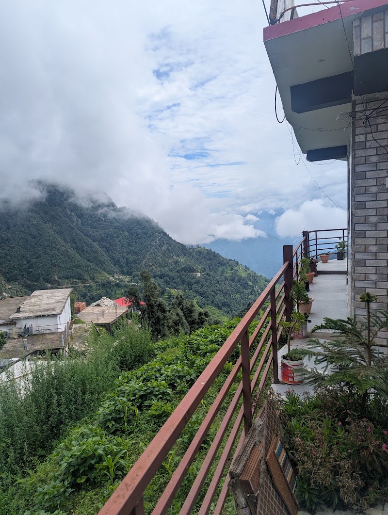 Kanak kartikey home stay