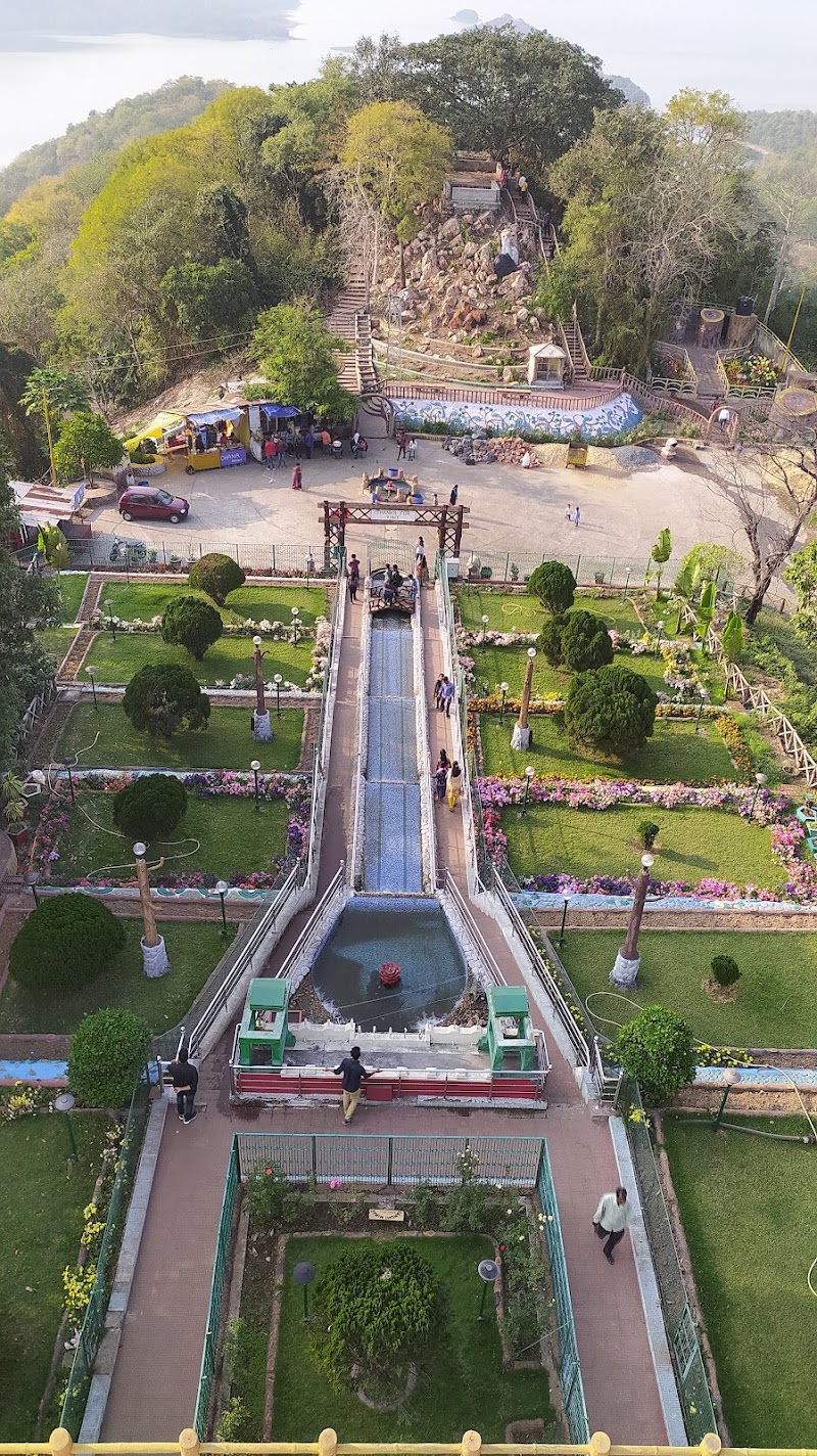 Gandhi Minar - Gandhi Minar, GVVQ+M75, Hirakud, Odisha 768016, India