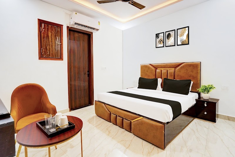 Hotel O Stars Hotel - Hotel O Stars Hotel plot no-101JJ Colony, Rajat Vihar, Block B, Sector -52, Sector 62, Noida, Uttar Pradesh 201020, India