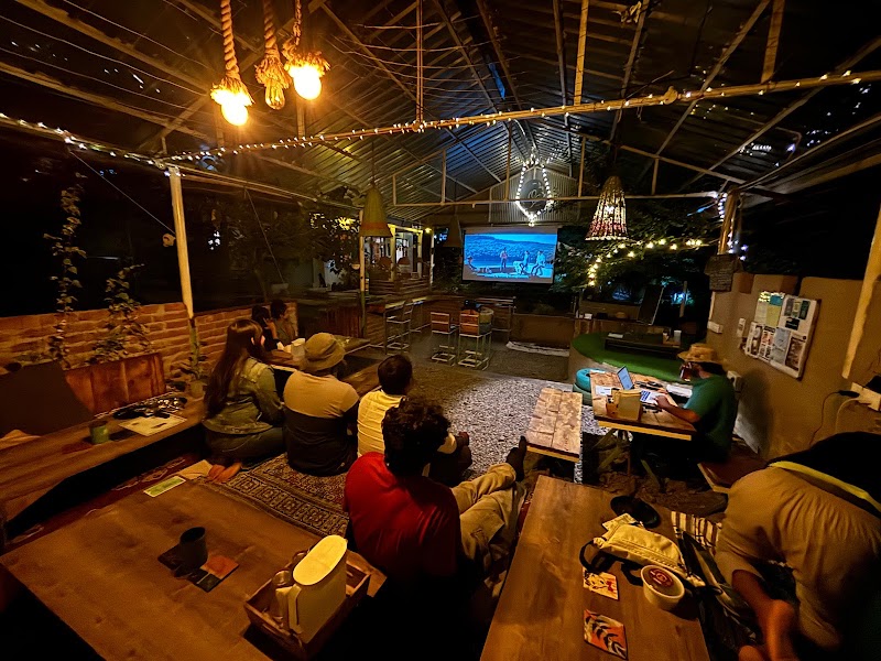 OG Cafe - Olive Green Cafe - OG Cafe - Olive Green Cafe, The Bunker, Bir-Billing Rd, Bir, Kotli, Himachal Pradesh 176077, India