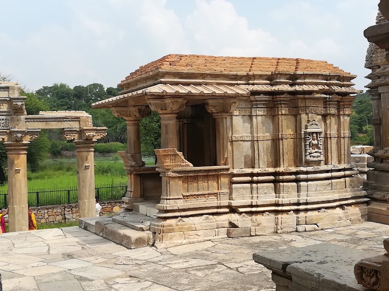 Sahastra Bāhu Temple Nagda Udaipur - Sahastra Bāhu Temple Nagda Udaipur PPP8+3GC, Rajasthan 313202, India