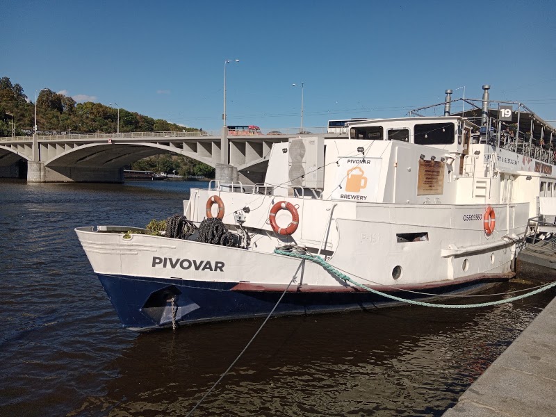 River Boats Prague - River Boats Prague, Dvořákovo nábřeží, Na Františku, přístaviště č.16, 110 00 Praha 1-Staré Město, Czechia