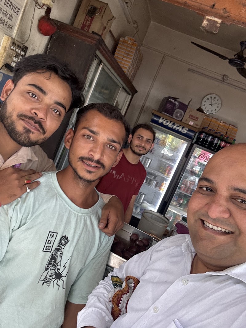 Rajju Chai & South Indian Junction - Rajju Chai & South Indian Junction, near Devakinandan Chowk, Tilak Nagar, Bilaspur, Chhattisgarh 495001, India