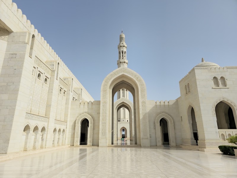 Sultan Qaboos Grand Mosque - Sultan Qaboos Grand Mosque Sultan Qaboos St, Muscat, Oman