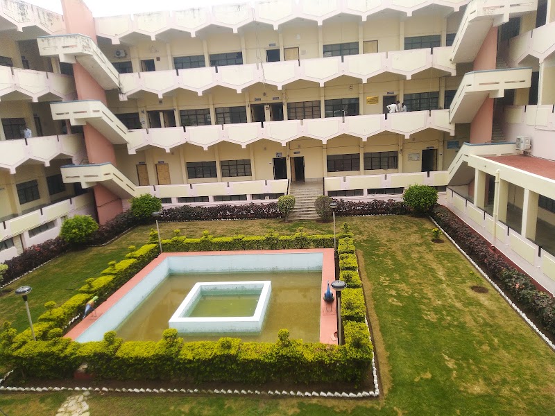 Gulbarga University - Gulbarga University, Sedam Road, Jnana Ganga, Kalaburagi, Karnataka 585106, India