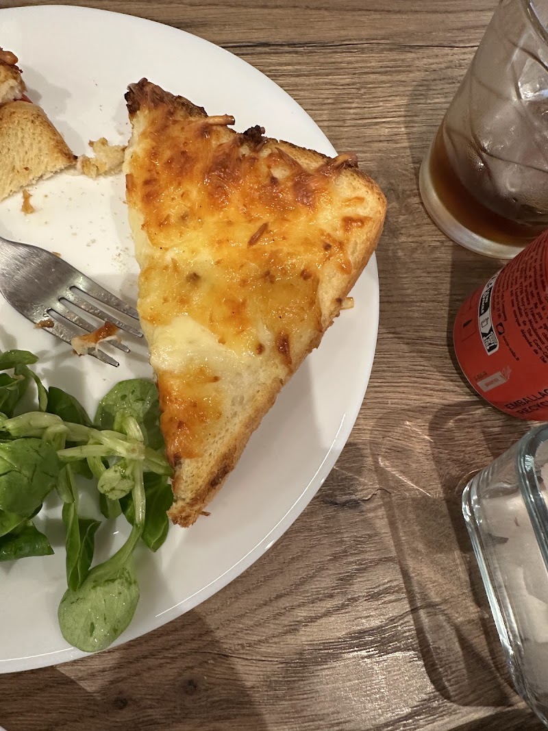 Boulangerie Les Arts Gourmands - Boulangerie Les Arts Gourmands 26 Rue Saint-André des Arts, 75006 Paris, France