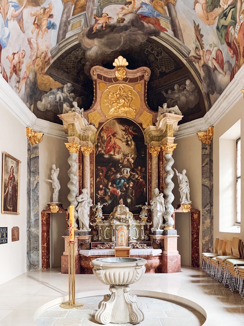 Dom St. Nikolaus - Dom St. Nikolaus, Kanovnická, 370 01 České Budějovice-České Budějovice 1, Czechia