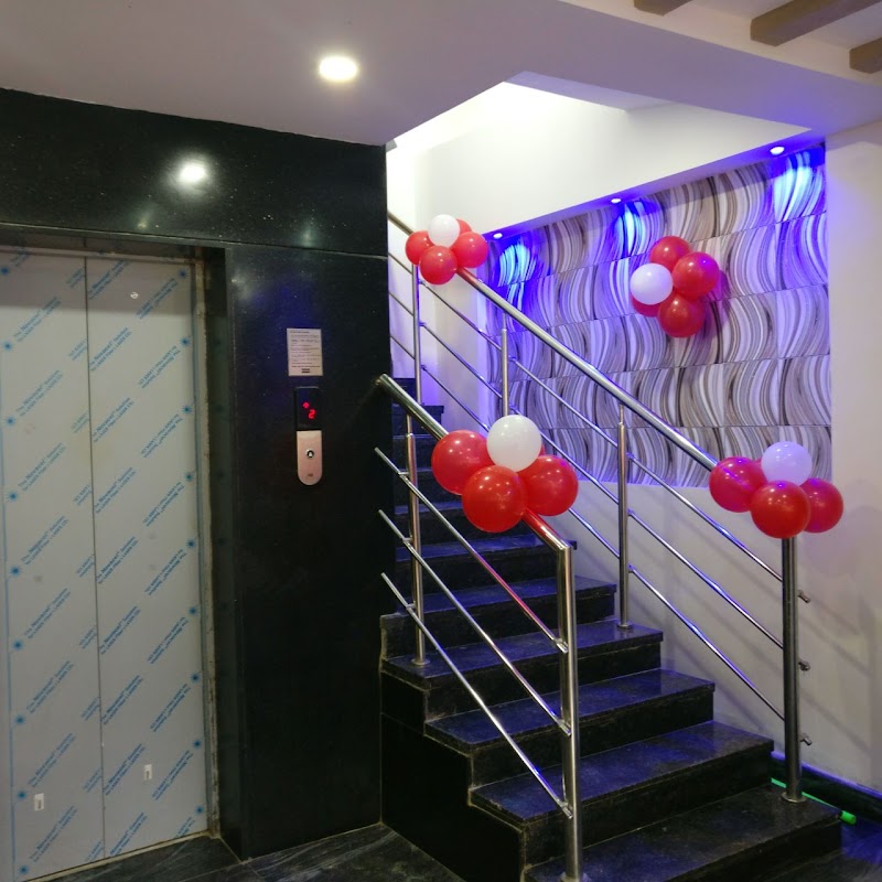 Hotel Grand Suites - Hotel Grand Suites, #4, 1st cross, R.K. Puram, Annamma temple extn, opp. kapali theatre, Majestic, Bengaluru, Karnataka 560009, India