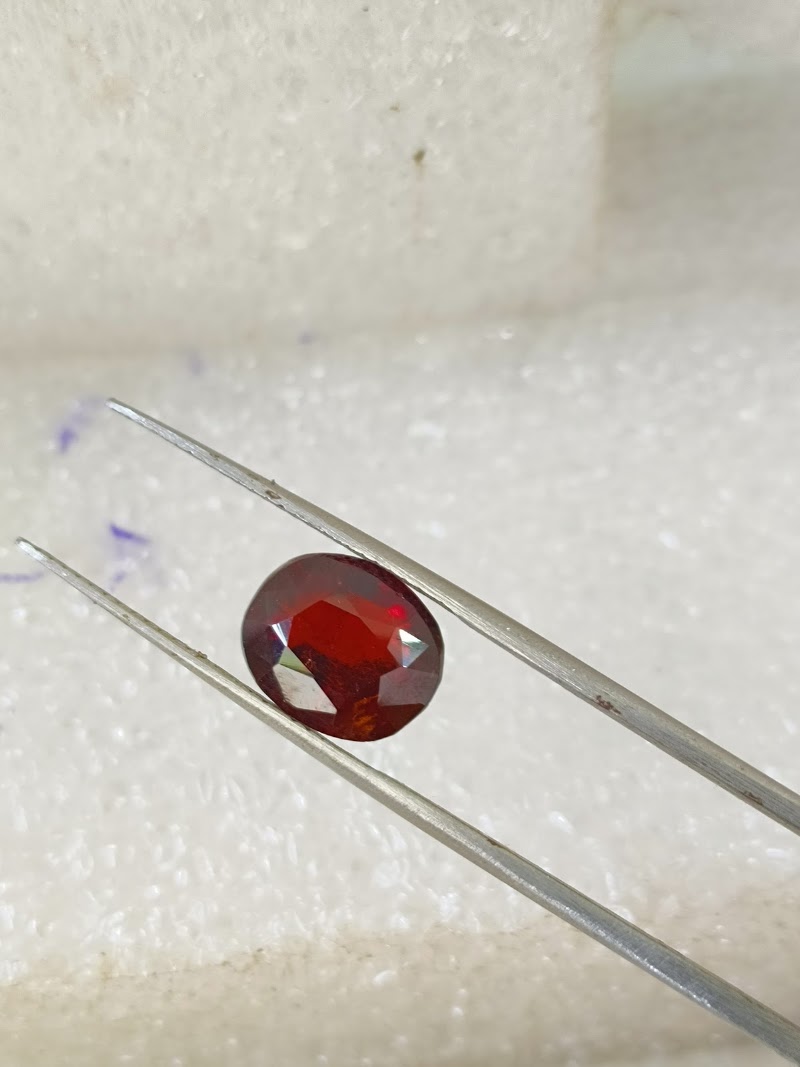 Ratna Sansar |Gemstone Wholesale || Emerald, Saffire,Pearl| Healing Stones || Precious / Semi-precious Stones || Crystals ||| - Ratna Sansar |Gemstone Wholesale || Emerald, Saffire,Pearl| Healing Stones || Precious / Semi-precious Stones || Crystals |||, Infront of Sapre, Golden Plaza, Budhapara, Raipur, Chhattisgarh 492001, India