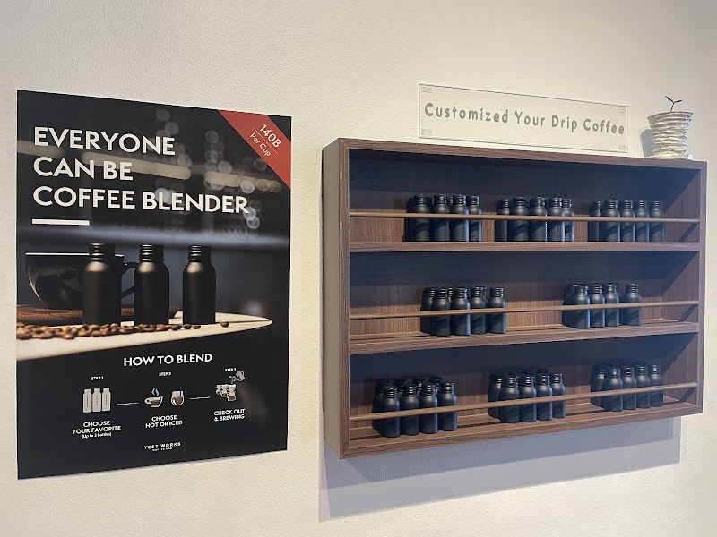 Y'EST WORKS Coffee Roastery - Y'EST WORKS Coffee Roastery 41, 1 Soi Sukhumvit 23, Khwaeng Khlong Toei Nuea, Watthana, Krung Thep Maha Nakhon 10110, Thailand
