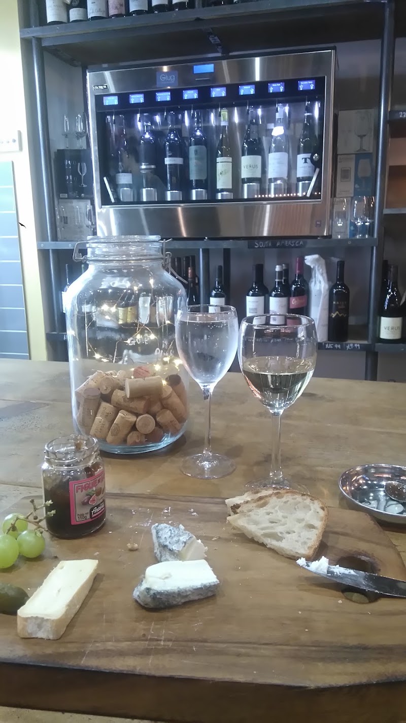 Glug Wine Bar & Shop - Glug Wine Bar & Shop 242 Upper Richmond Rd, London SW15 6TG, UK