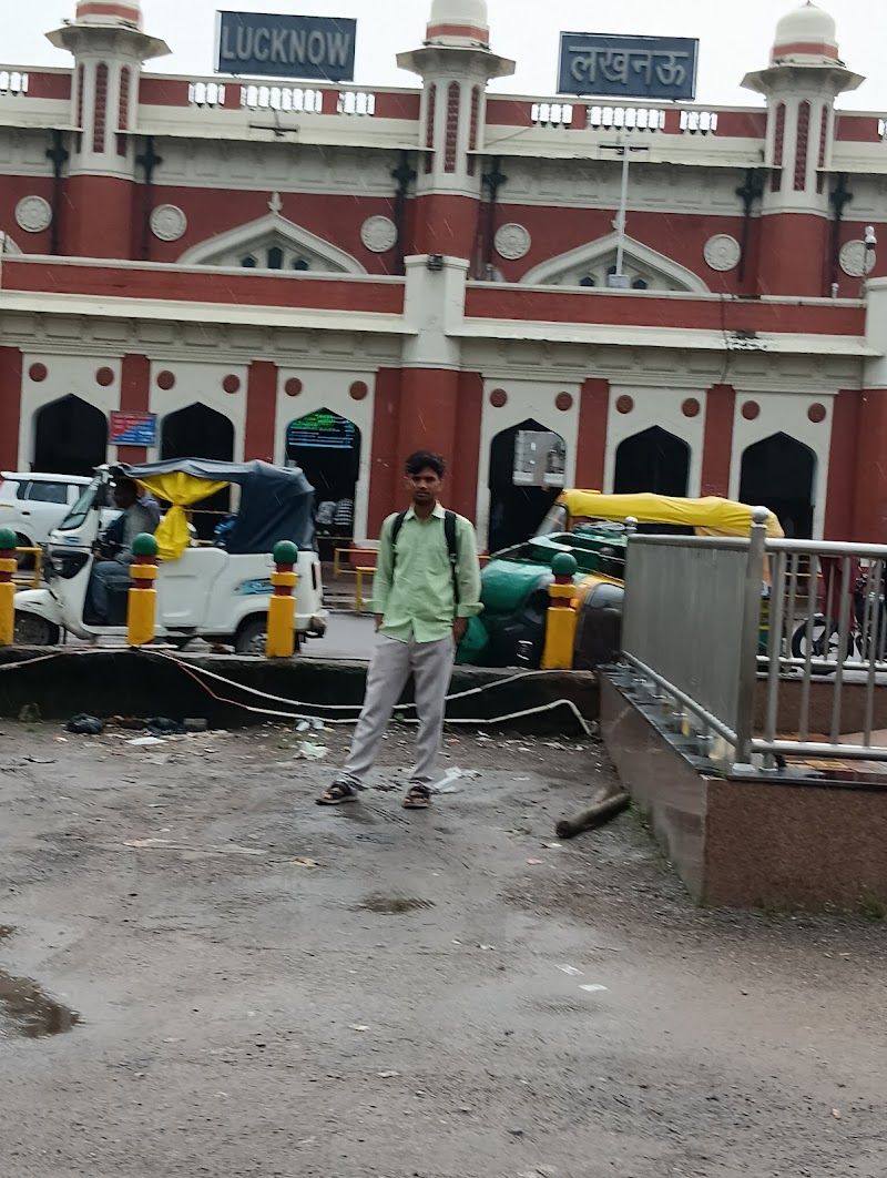 Badi Line Charbagh (LKO NR) - Badi Line Charbagh (LKO NR), 34/11, Preeti Nagar, Railway Colony, Charbagh, Lucknow, Uttar Pradesh 226004, India