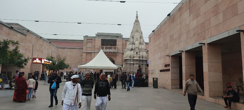 Shri Kashi Vishwanath Jyotirlinga, Darshanam - Shri Kashi Vishwanath Jyotirlinga, Darshanam Bhandari gali, Lahori Tola, Varanasi, Uttar Pradesh 221001, India