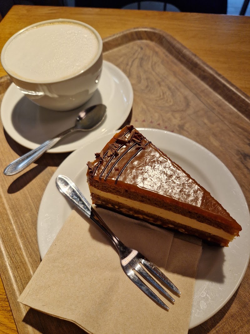 Costa Coffee - Costa Coffee, Masarykovo nádraží, Havlíčkova 1014/2, 110 00 Praha 1-Nové Město, Czechia