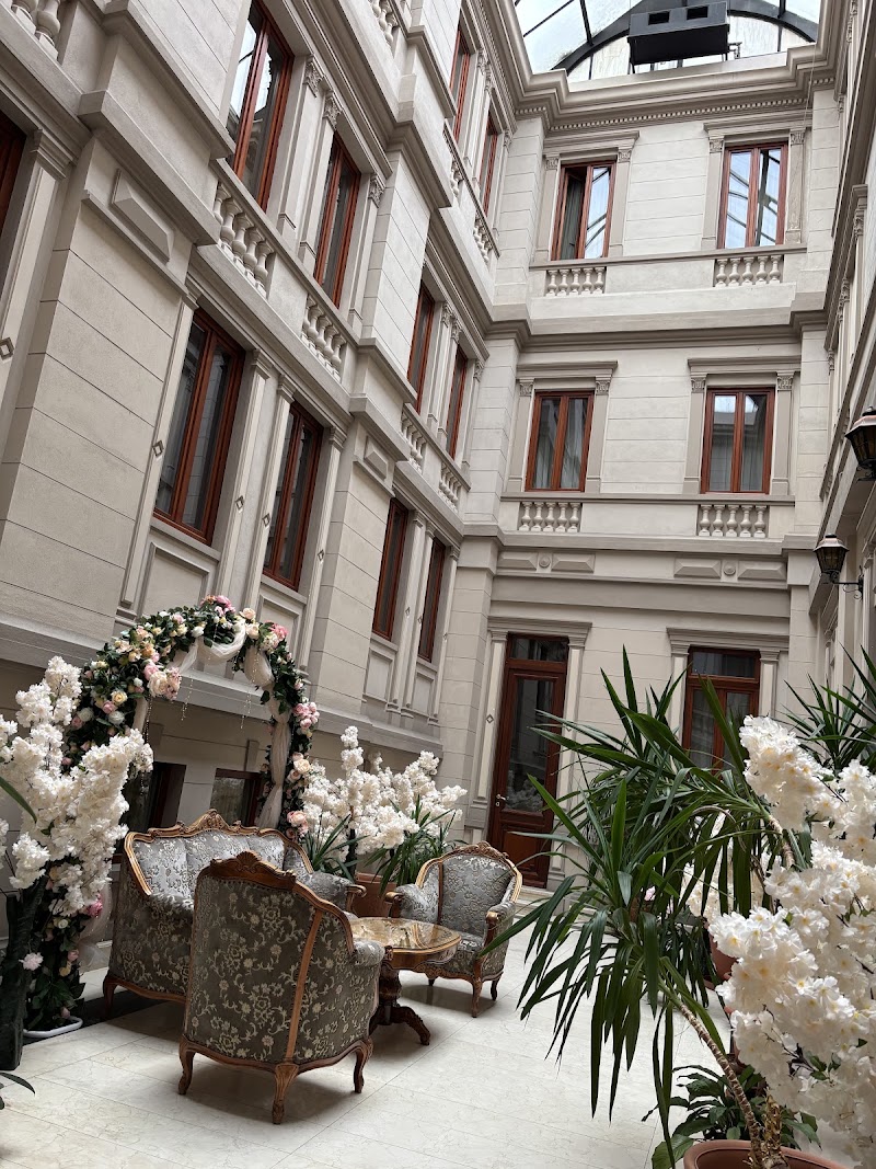 Casa Capșa - Casa Capșa, Casa Capsa, Calea Victoriei 36, 030167 București, Romania