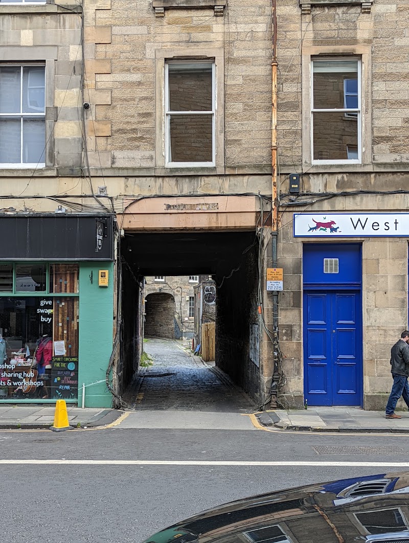 West End Vets - Tollcross - West End Vets - Tollcross 12 Bread St, Edinburgh EH3 9AF, UK