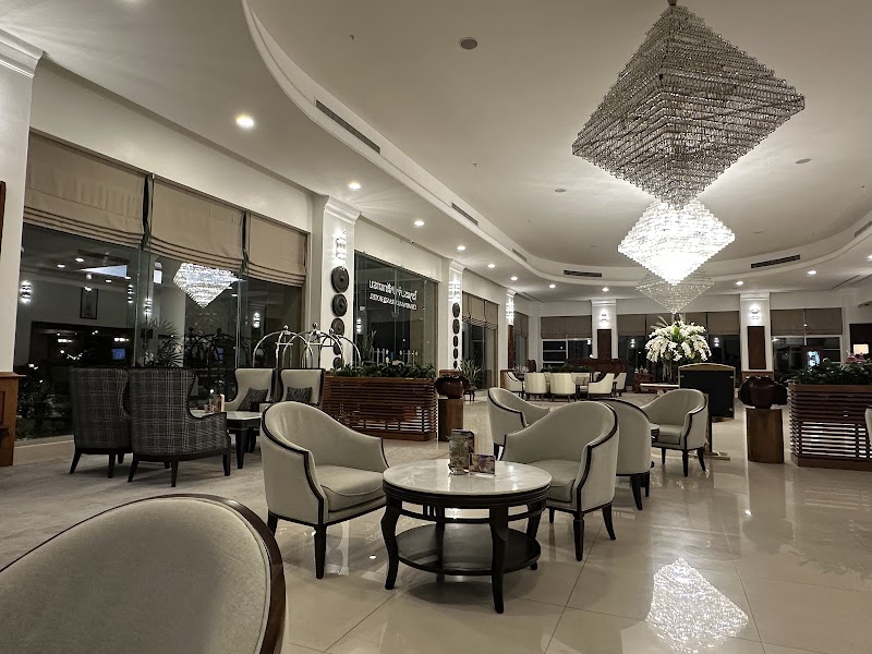 Champasak Grand Hotel - Champasak Grand Hotel, 4R68+CJ2 Mekong Riverside Road, Pakxé, Laos