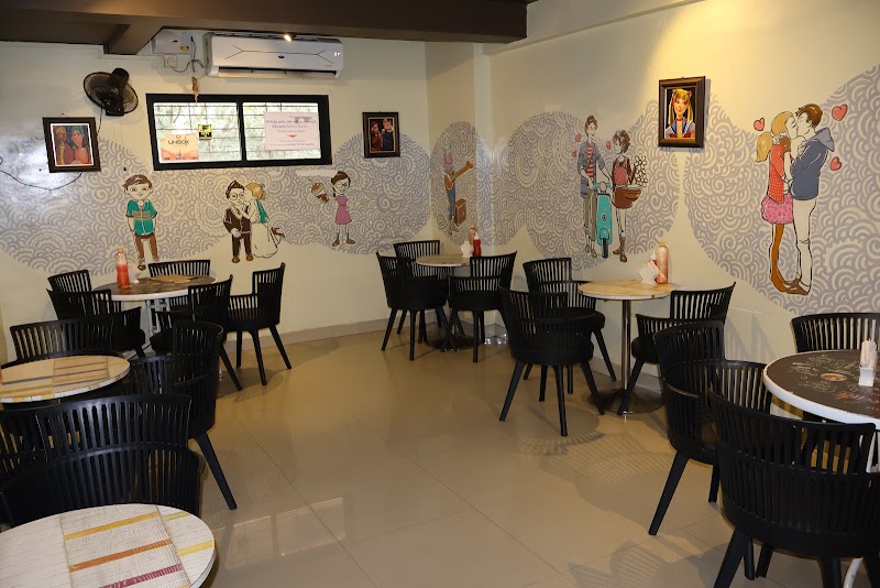 POKKET CAFE RATNAGIRI - POKKET CAFE RATNAGIRI Arihant Space Centre shop no 11, Maruti Mandir, near Lotalikar Hospital (Shree Ramnath Hospital), State Bank Colony, Nachane, Maharashtra 415639, India