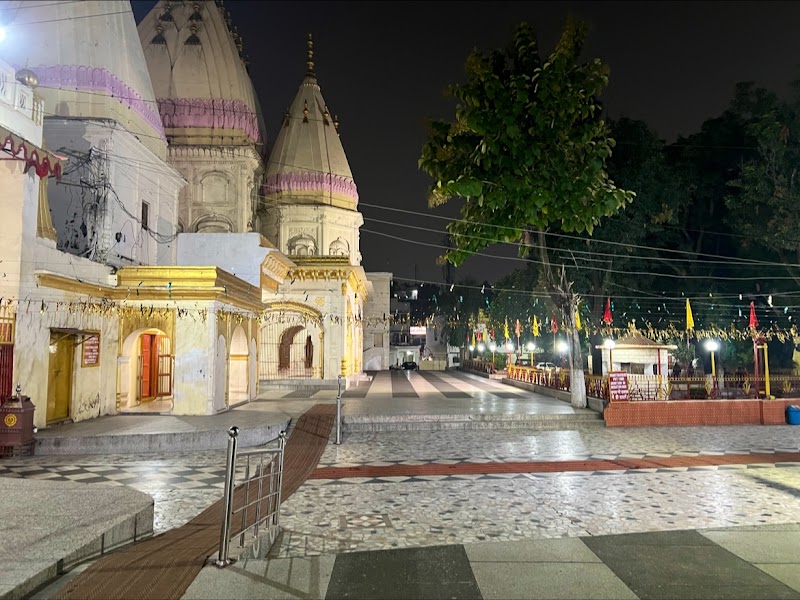 Shri Raghunath Temple, Jammu - Shri Raghunath Temple, Jammu, Raghunath mandir chowk Jammu city, PVJ6+6Q5, Raghunath Pura, Resham Ghar Colony, Jammu, 180001