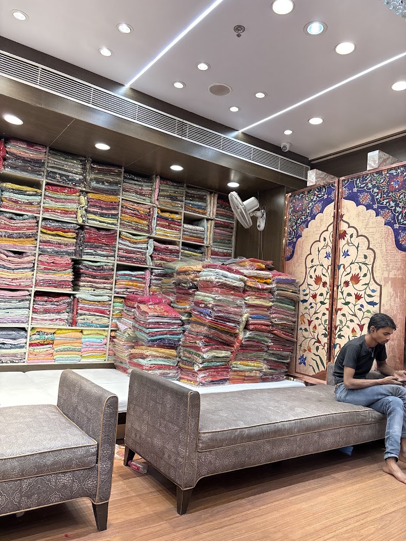 Peepli Fashion - Peepli Fashion SR-01, Navjeevan Plaza, Mirza Ismail Rd, Bapu Bazar, Biseswarji, Jaipur, Jaipur Nagar Nigam Area, Rajasthan 302003, India