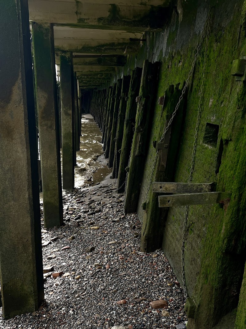 Horselydown Old Stairs - Horselydown Old Stairs, 48 Shad Thames, London SE1 2LY, UK