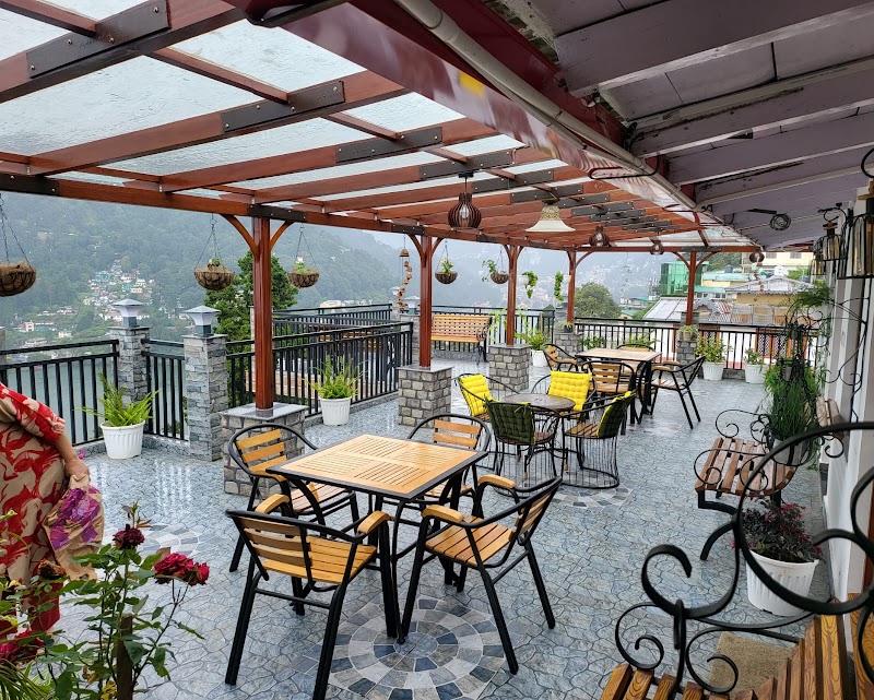 The Nest - The Nest, Gayatri Niwas, Zoo Rd, Tallital, Nainital, Uttarakhand 263001, India